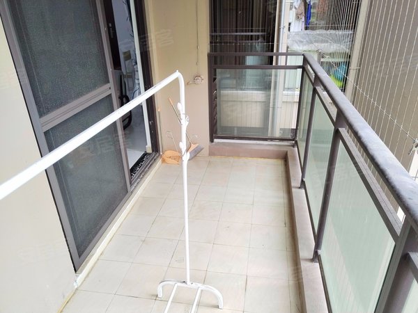 【多图】保利香槟苑,大鹏租房,保利香槟苑 4室2厅2卫 精装修 电梯房