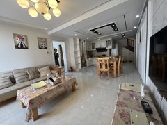 苏州常熟市区首租75号公馆三室一豪华装修保养新楼上两房一卫楼下客厅和一房出租房源真实图片