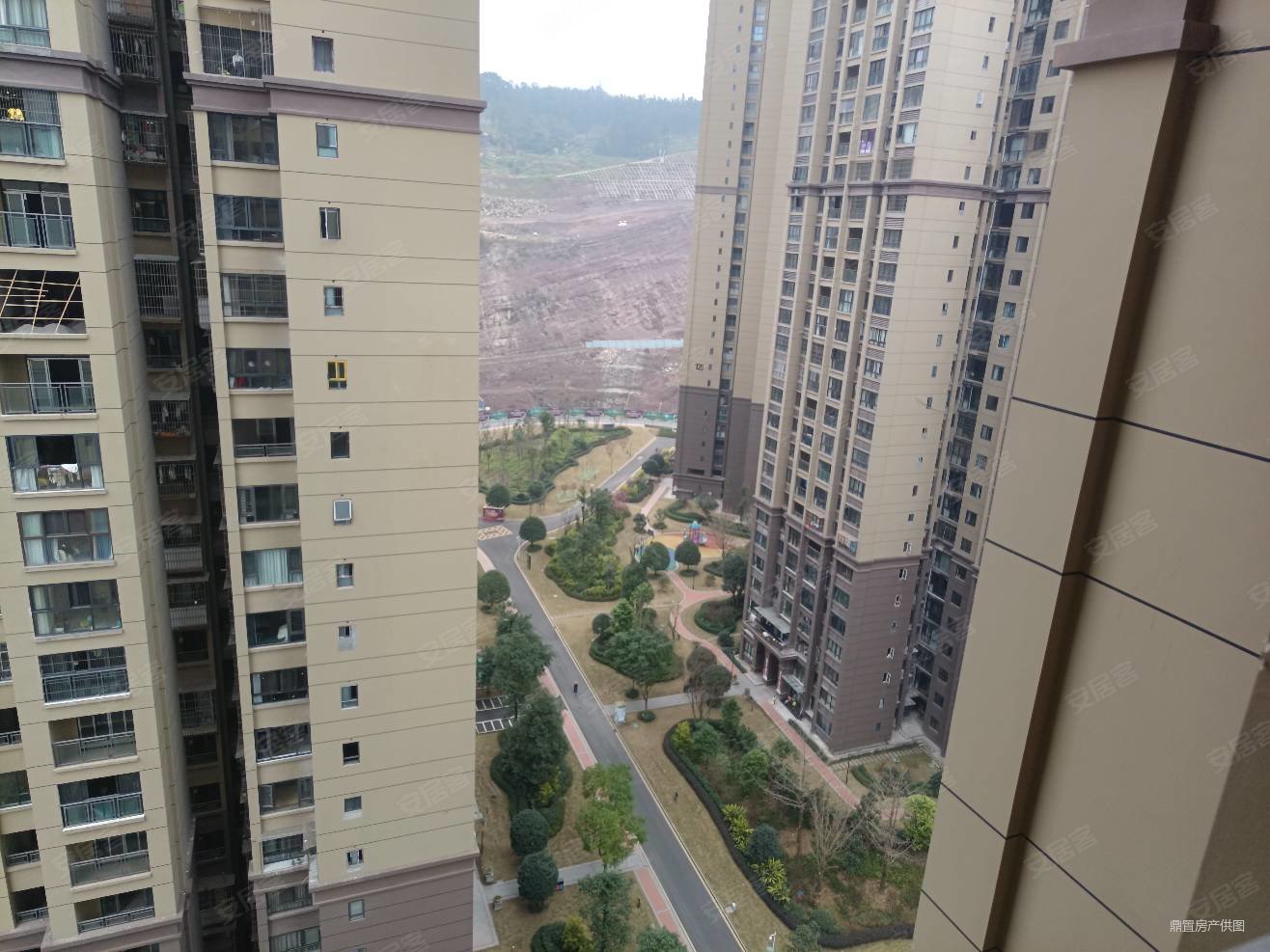 重庆房产网>重庆二手房>丰都二手房>丰都城区二手房>龙城华府御峰>