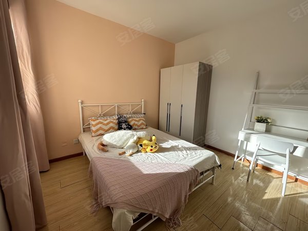 西宁城西海湖新区西海嘉苑城西区西海嘉园精装独卫光华路歪歪楼安泰