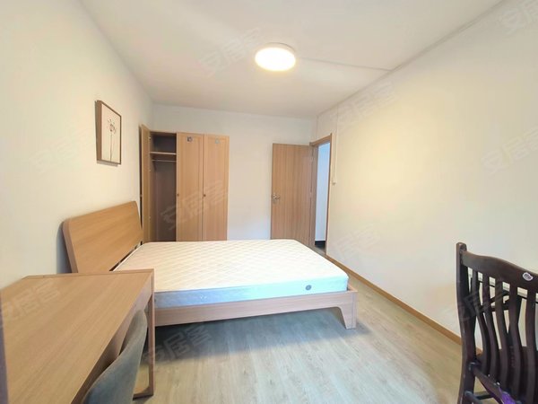 上海黄浦蓬莱公园仁宝公寓近南浦大桥四号线~外滩bfc~精装两房一厅