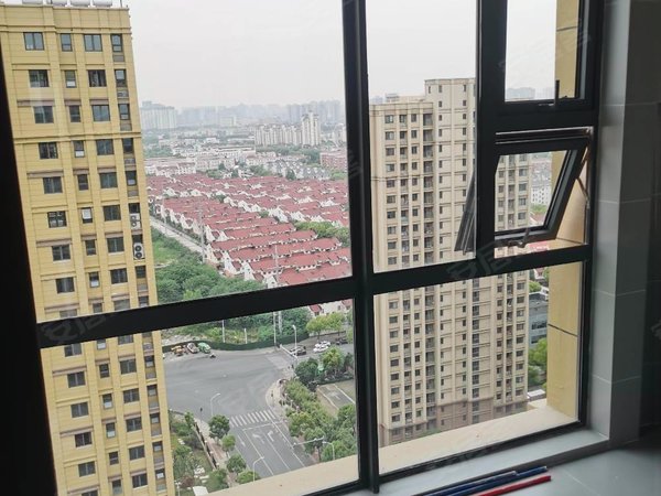 苏州姑苏姑苏城区金秋花园精装三房两卫,出租,全新家具家电,随时看房