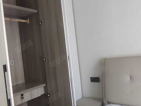 凉山西昌长宁小区九洲云海间西部九洲云海间 标准套三双卫 精装修 拎包入住带空调出租房源真实图片