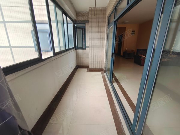 贵阳南明东门富都大厦富水南路 富都大厦  一单元 三室两厅 有独立