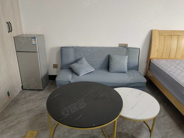 百色右江恒基广场金宸悦珺金宸悦君1房1厅1卫月租1200元月出租房源