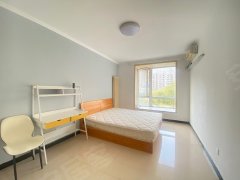 实拍图正规卧室 金港国际合生汇九龙山 温馨的家