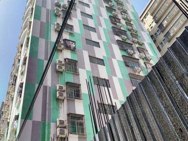 深圳宝安西乡华侨新村西堤二巷36号小区一号线坪洲站 精装大单间带