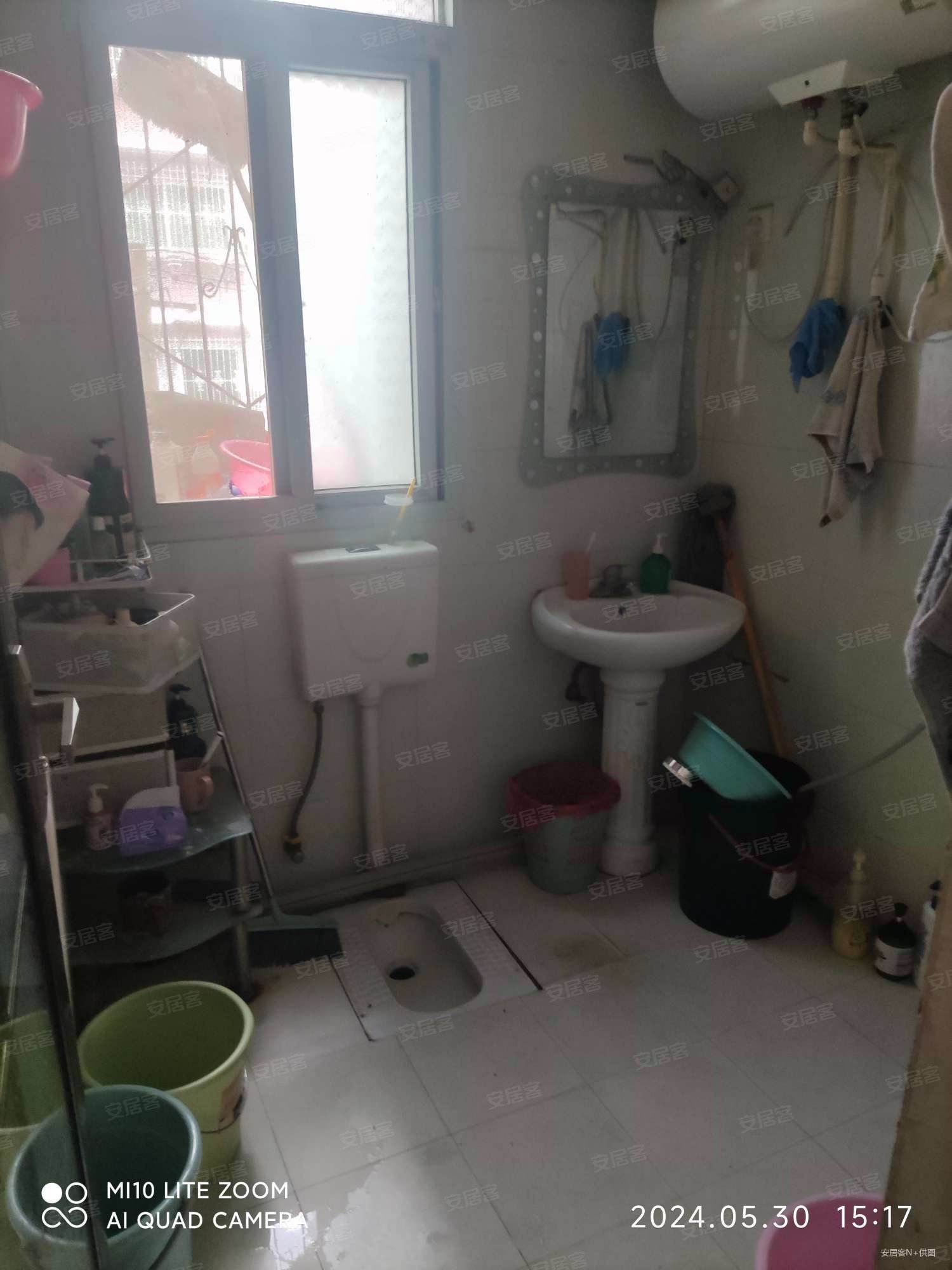 十里铺商住楼3室2厅1卫95.95㎡南75万