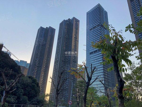 深圳南山大学城京基御领公馆5号线长岭陂站a出口,京基新出高层2房随时