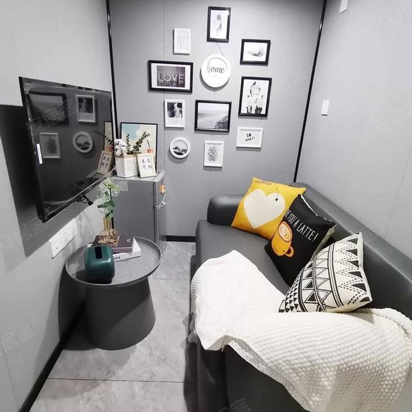 整租｜无中介看房免费！五一广场 近地铁 押一付一可短租！