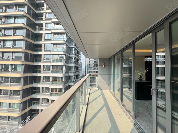 杭州上城城站江明月朗园近江望江四季青服装江明月朗园 豪华装修 4室2厅2卫 电梯房出租房源真实图片