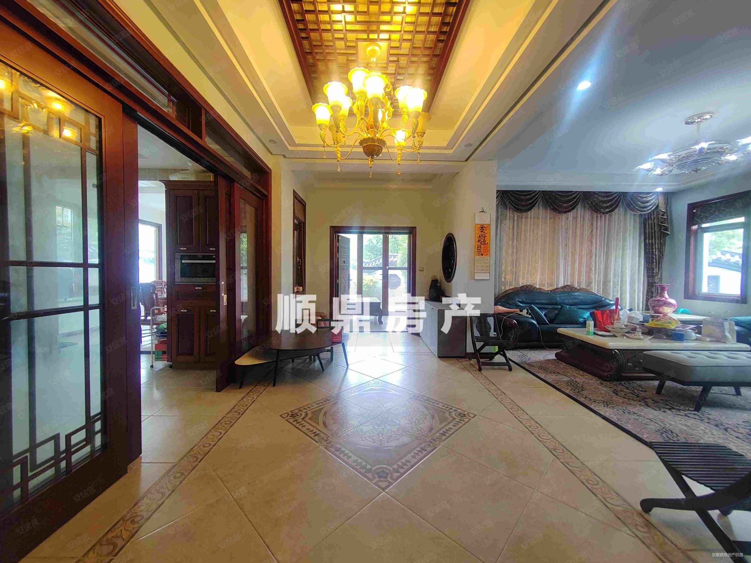 沁兰雅筑 新出独栋 占地2亩地 南院子老客户房子诚心卖急