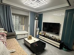 临清大辛庄清华园中学精装修两室出租 馨河里舍 家具家电齐全拎包入住 长租出租房源真实图片