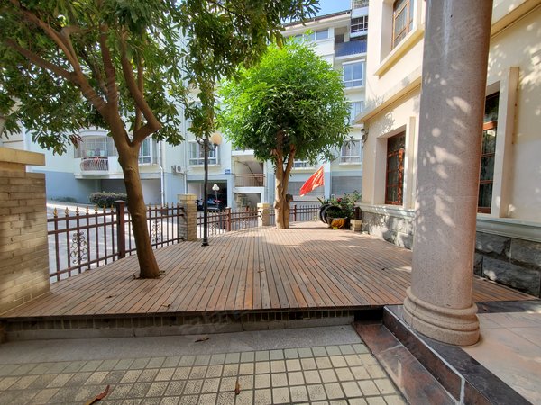 青秀区 青秀山庄 私人独栋住宅4层 居家配齐 宜会所私人别墅