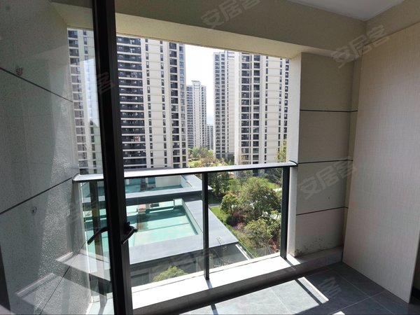 杭州临安临安城区花漫里(临安)花漫里3室2厅2卫精装修拎包入住出租