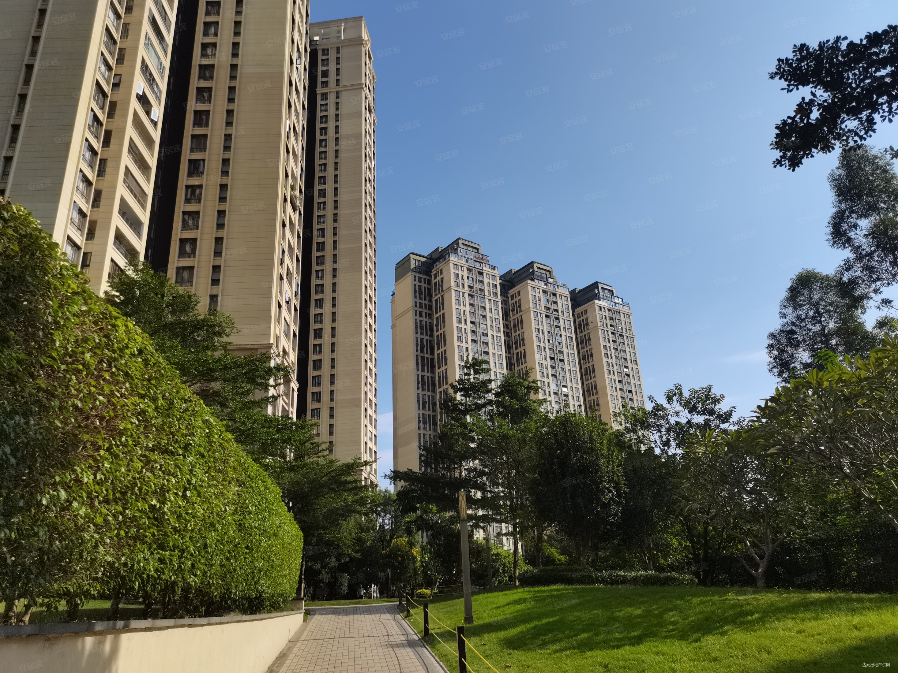 双十一万博核心万科欧泊近地铁带40平院子可自住可商用