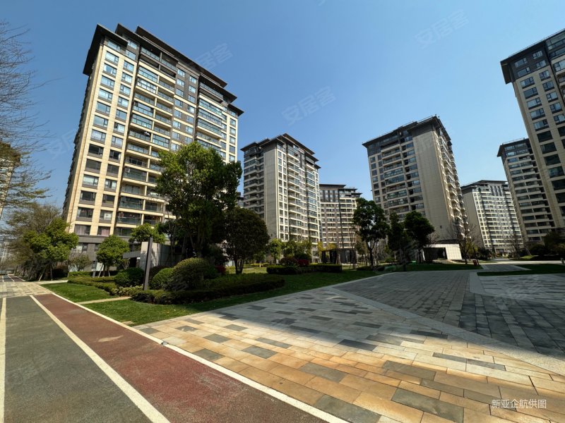 急售 高10层一梯两户电梯入户 洋房,绿地健康城山海里二手房,152万,4