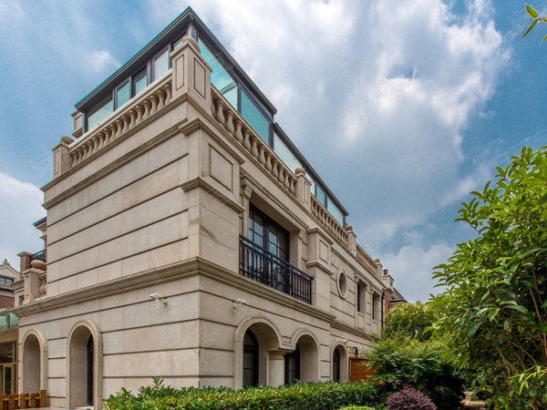 新江湾城豪华装修别墅出租,可以长租,品质小区,安保到位!