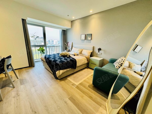 上海浦东三林东美国际公寓整租 邻地铁线 出行方便 购物方便 商业街道