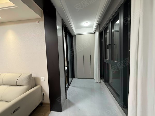 南通崇川城南海纳春江海纳春江精装三房 全屋定制看房随时有密码 家具家电全配！出租房源真实图片