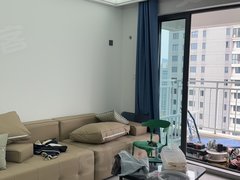 常熟东南开发区东南开发区中心湖畔现代城 精装两房 房间漂亮 燃气烧饭 设施齐全 停车免费出租房源真实图片
