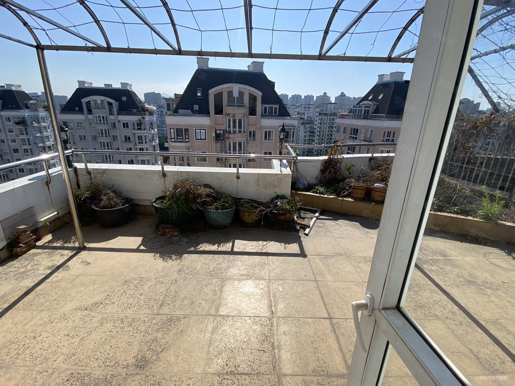 嘉和花园电梯顶跃350万产权清晰交通便利