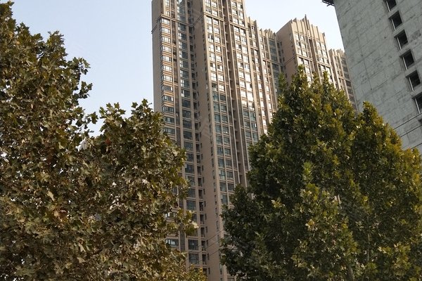 不足,米兰公寓怎么样,米兰公寓周边房产中介经纪人评价-郑州安居客