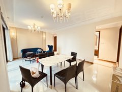 南宁良庆良庆镇可养宠物，2号线地铁口10米阳台精装大4房出租房源真实图片