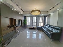 东海东海市区中央广场精装四室湖景房，家具家电齐全，拎包即住出租房源真实图片