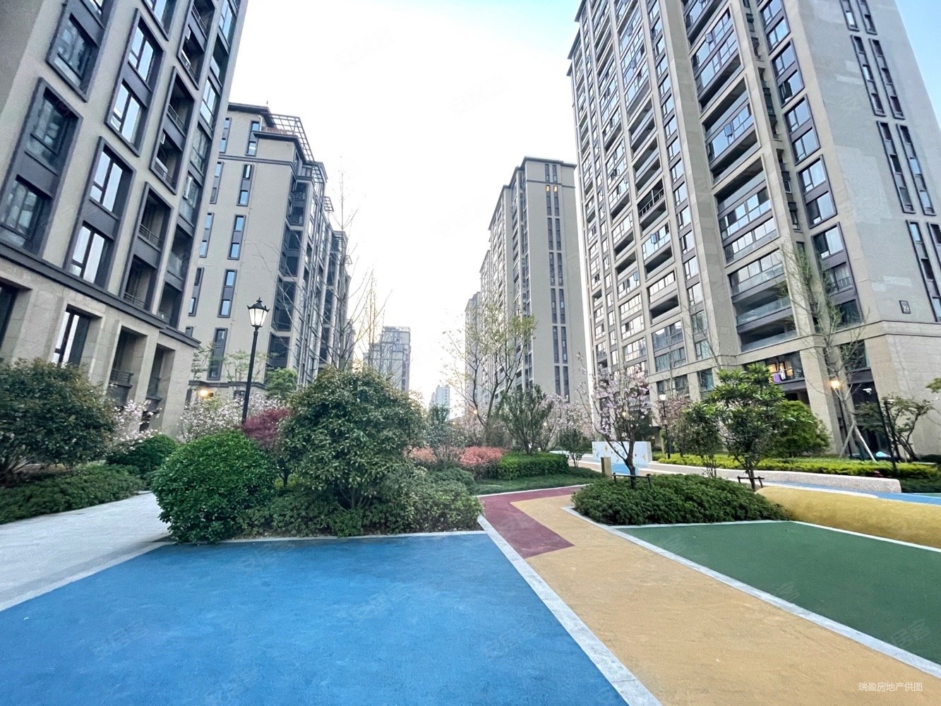 急售群贤府豪华装修三房全景落地窗视野好