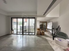 顺德龙江龙山市场商业中心圣淘湾美丽院子(别墅) 阳光充足 138平 家电齐全出租房源真实图片