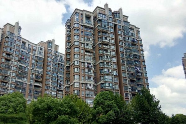 春申景城湖滨晨韵