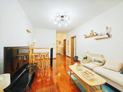 青岛市南福州南路性价比电梯好房~M2燕儿岛路地铁口!位置佳交通便利麦凯乐书城出租房源真实图片