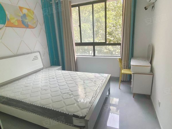 苏州太仓沙溪白云花园白云花园两室水电费民用押一付一有钥匙看房方便