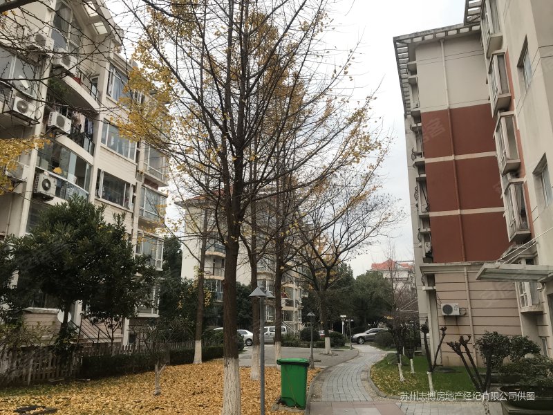 苏州房产网>苏州二手房>工业园二手房>湖西二手房>都市花园(西区)>800