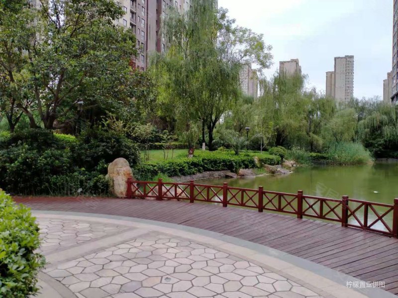 西安房产网>西安二手房>经开区二手房>行政中心二手房>天朗御湖>800