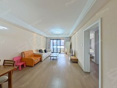 杭州余杭勾庄拱墅万达 地铁口 三房等大 业主自住 越秀星汇园 客厅带阳台出租房源真实图片