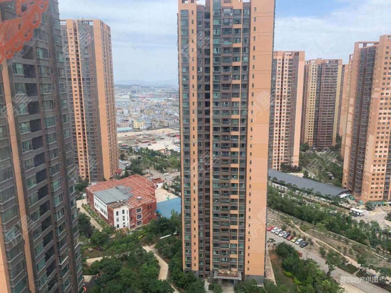 昆明海伦国际 93.68平 2室 115万