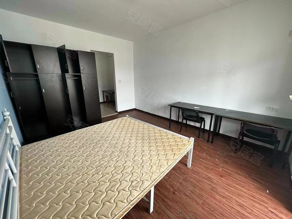 上海嘉定嘉定新城永盛公寓11号线嘉定新城地铁口,近万达,楼层高采光