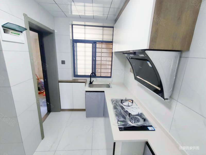 上海路 辛家庵地铁口旁 精装二房 小区环境好 光线太阳好,上海路住宅