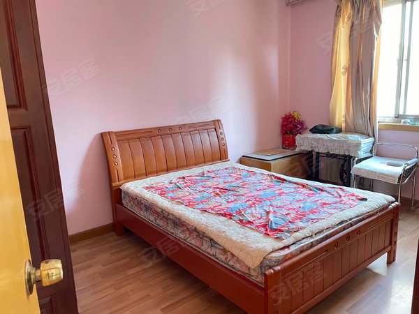 整租昆医附二院旁地铁口烟草公司单位福利房3室2厅带家私