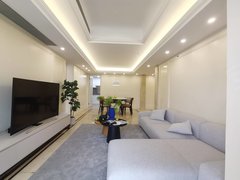 东海国际公寓豪装3房，家私齐全可拎包入住，看房方便