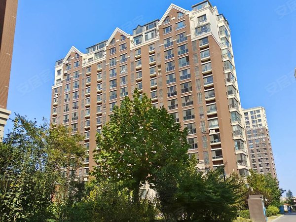 青岛即墨二十八中高迪墨香郡采光好,看房有钥匙,双供套三单卫出租房源