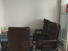 盐城大丰大中德惠花园电梯11楼，实用面积60平，1200每月。出租房源真实图片