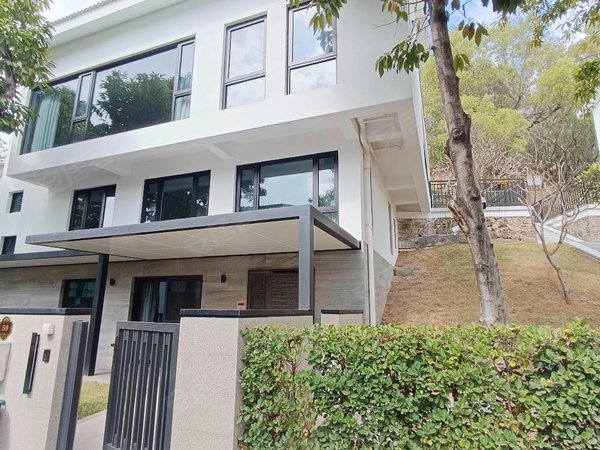 深圳南山蛇口鲸山别墅独栋别墅区,现代风格装修,环境优美,交通方便