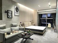 亿联世贸中心精装公寓，全新家具，长期对外出租，看房随时。