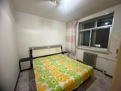 金昌金川人民文化广场4号区，公司医院对面，2楼，年租年付出租房源真实图片