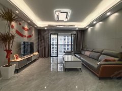 湛江开发区万达（恒大帝景）漂亮三房 现代风格 简约大气设计 车位免费一个出租房源真实图片