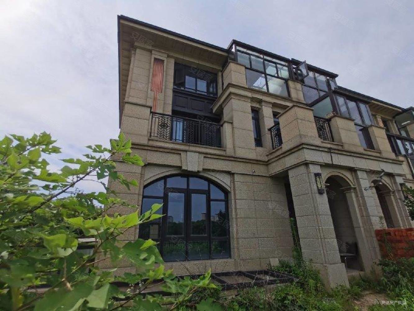 必看好房正荣国领联排边户180平私家花园老业主急售