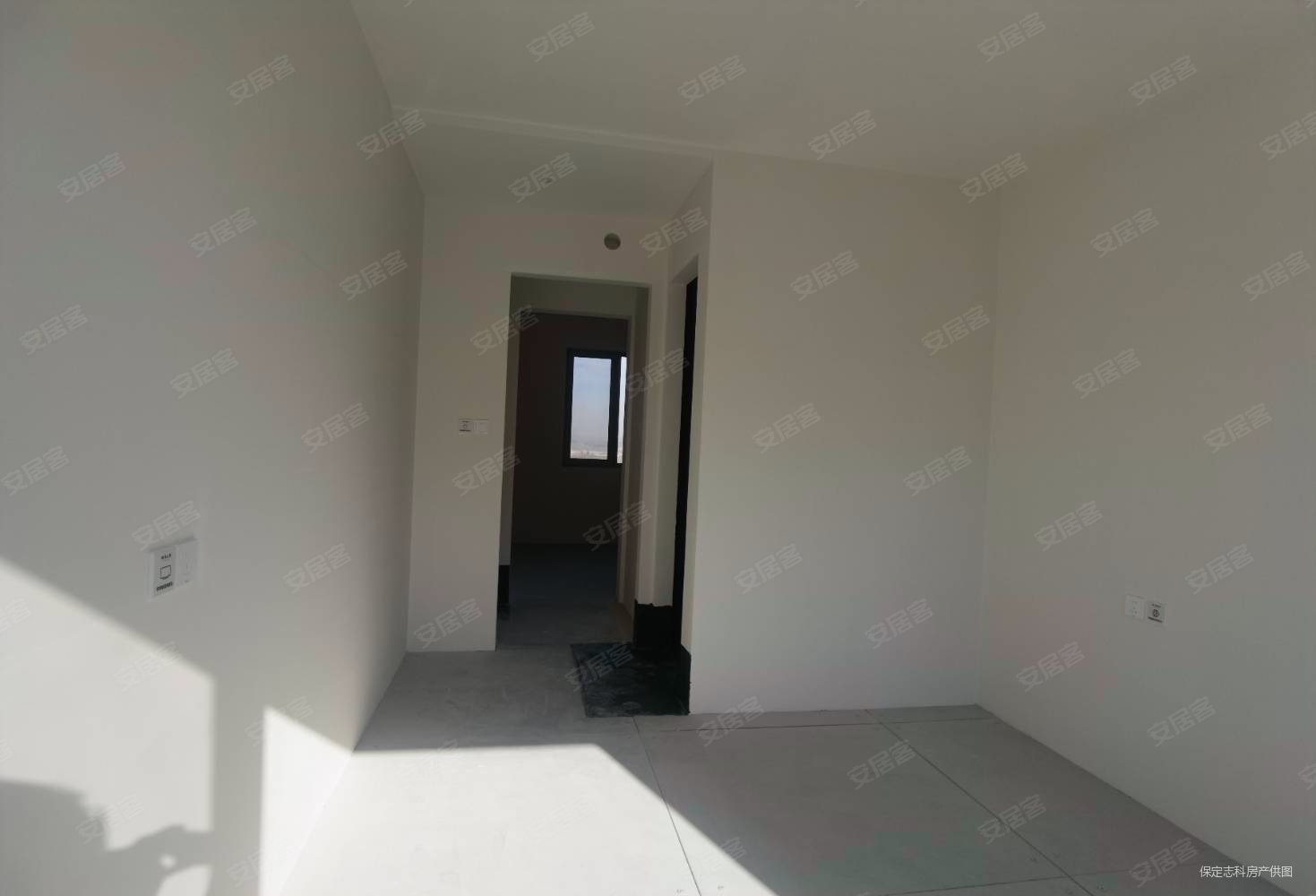 御景风荷3室2厅2卫133.64㎡南北119.8万